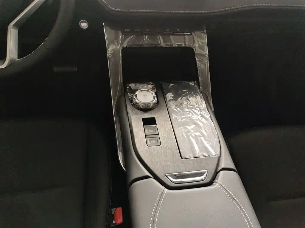 Haval H6 New Energy 2023 DHT-PHEV 110KM Smooth Version