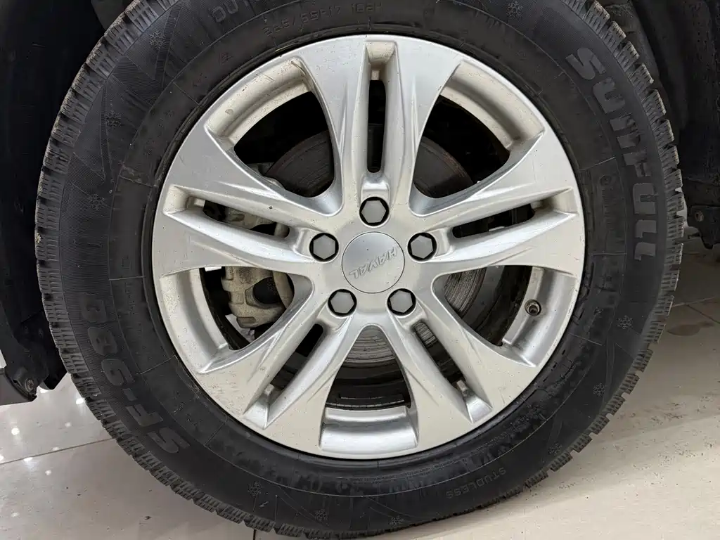 Haval M6 2019 1.5T manual two-wheel drive elite Country V