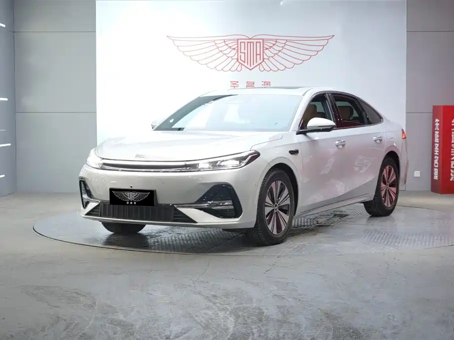 Galaxy A7 2025 EM-i 150km Discovery+ Edition