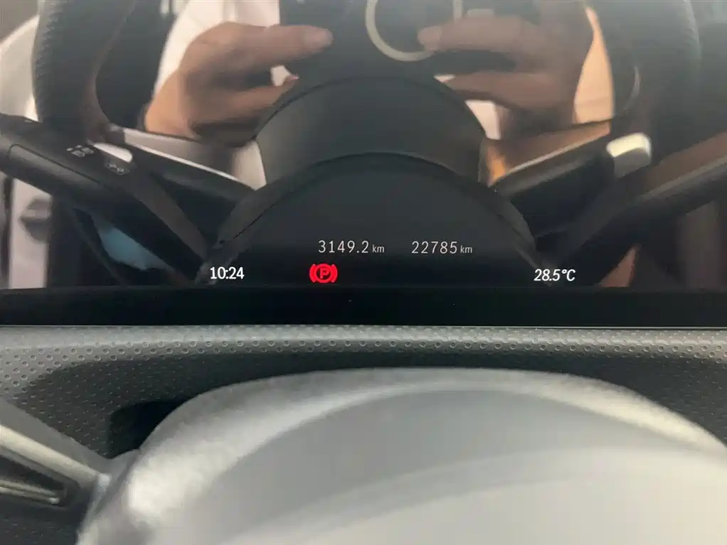 Mercedes-Benz A-class 2023 A 200 L fashion type