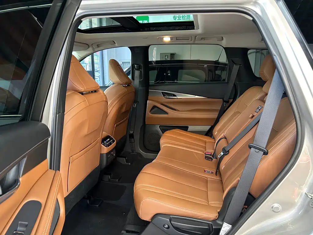 Фото машины 10