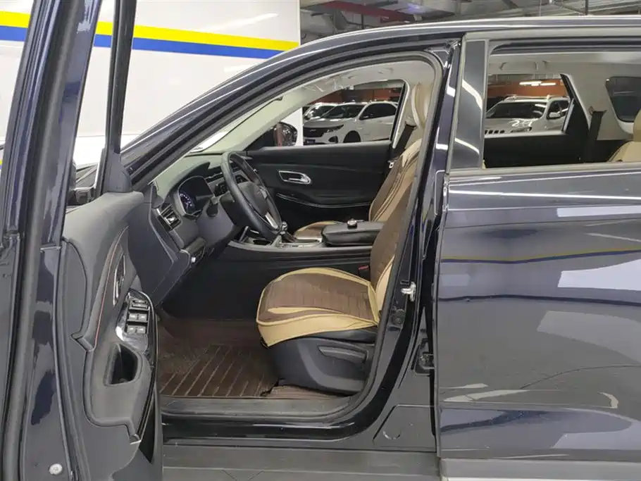 Changan Auchan X7 2020 1.5T automatic luxury type