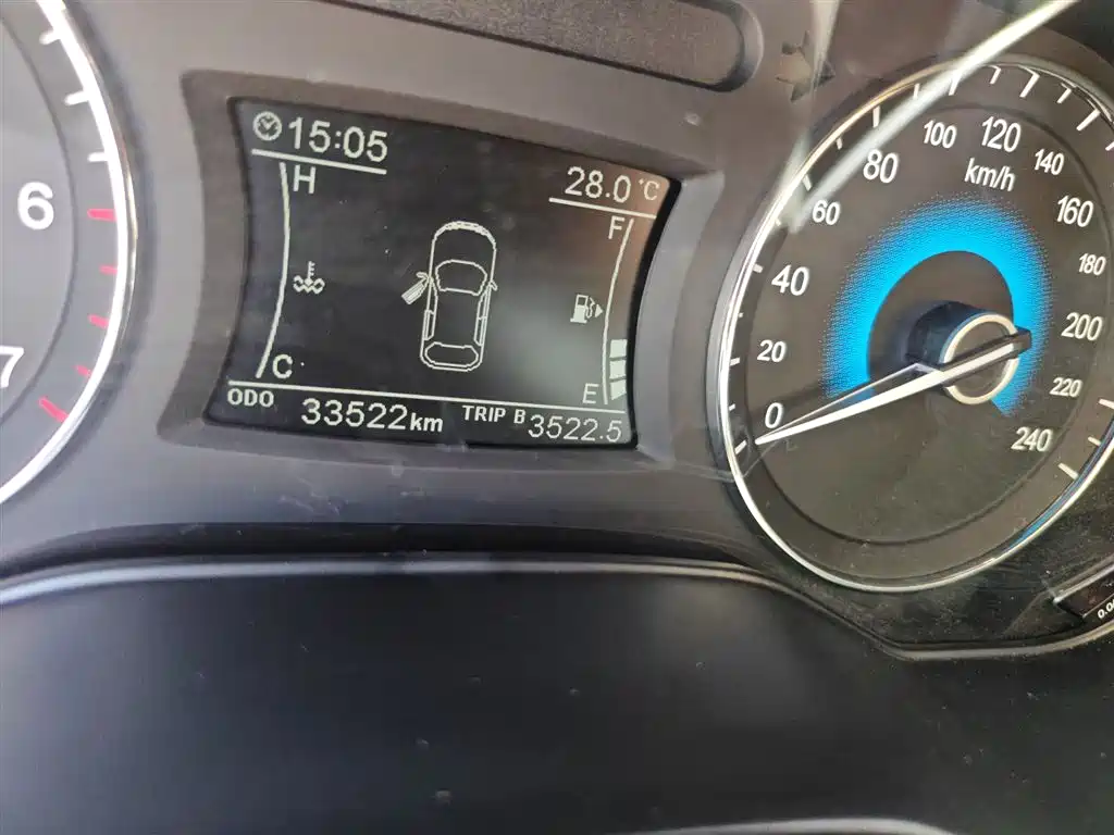 Scenery 580 2021 ☆ Star Version 1.5T manual Luxury type