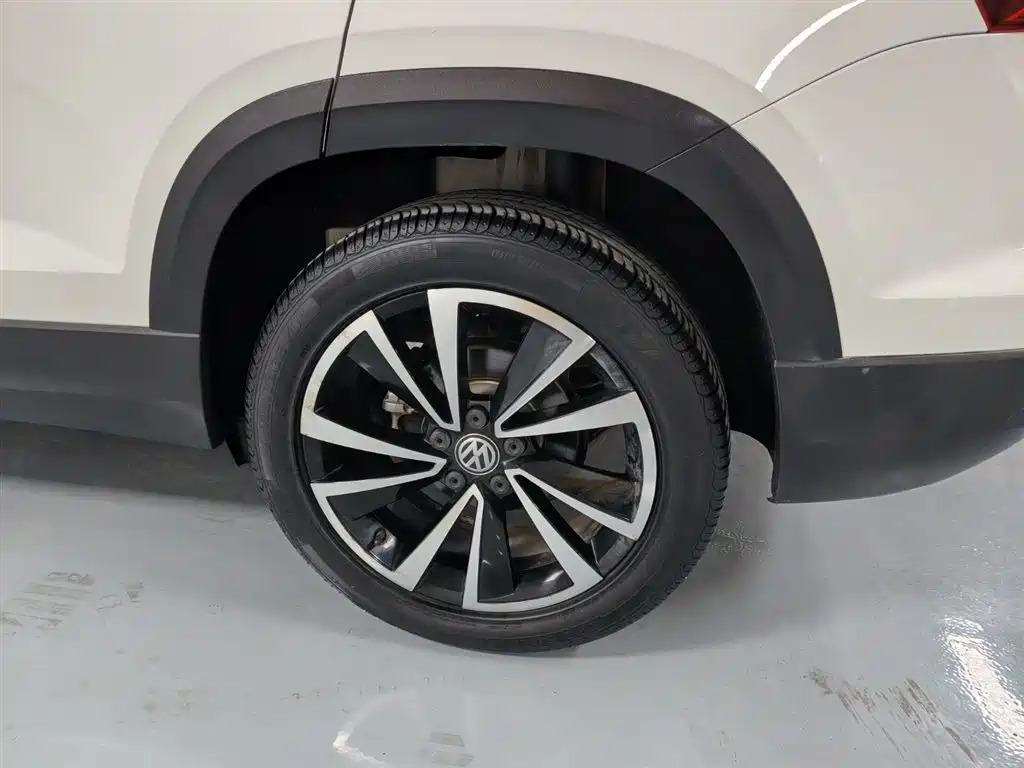 Tuyue 2020 280TSI two-wheel drive deluxe edition PLUS Country VI