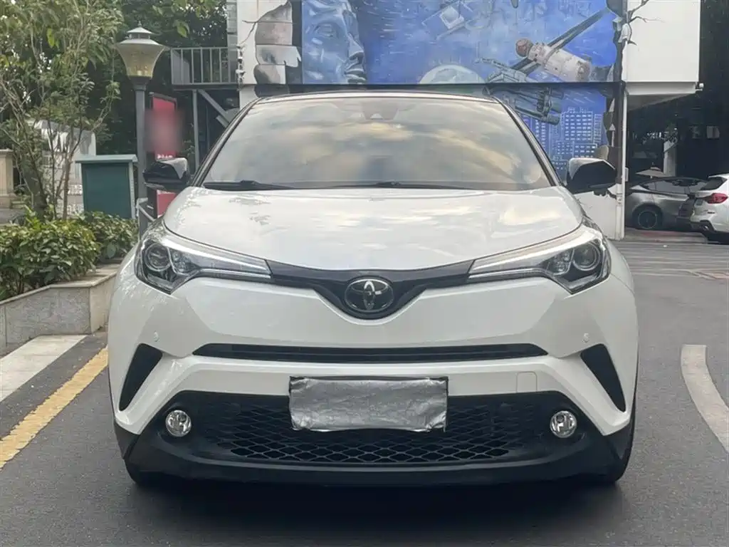 Toyota C-HR 2020 2.0L Leading Version