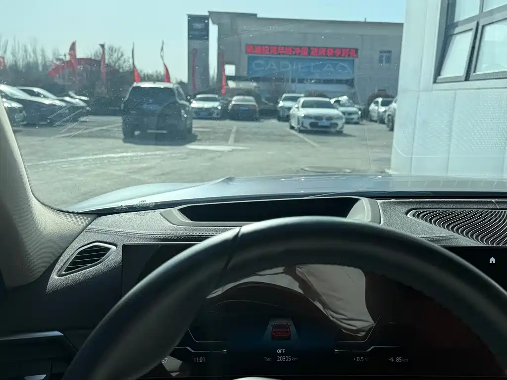 BMW i3 2022 eDrive 35 L