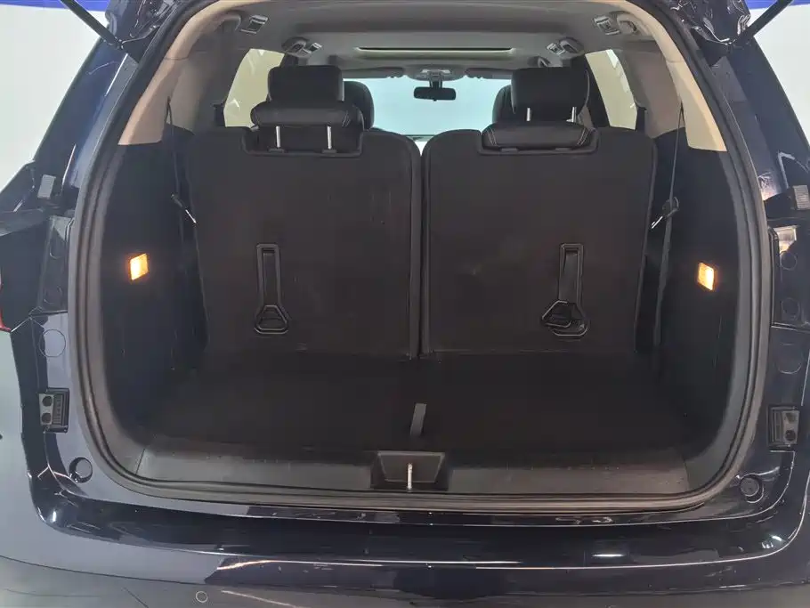 Song MAX 2019 1.5T automatic Zhilian Ruiyi sunroof type 6-seater Country VI