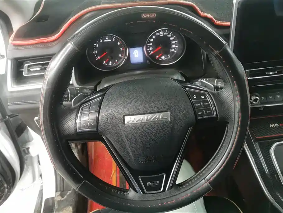 Haval M6 2021 PLUS 1.5T DCT Luxury Smart Connection Type