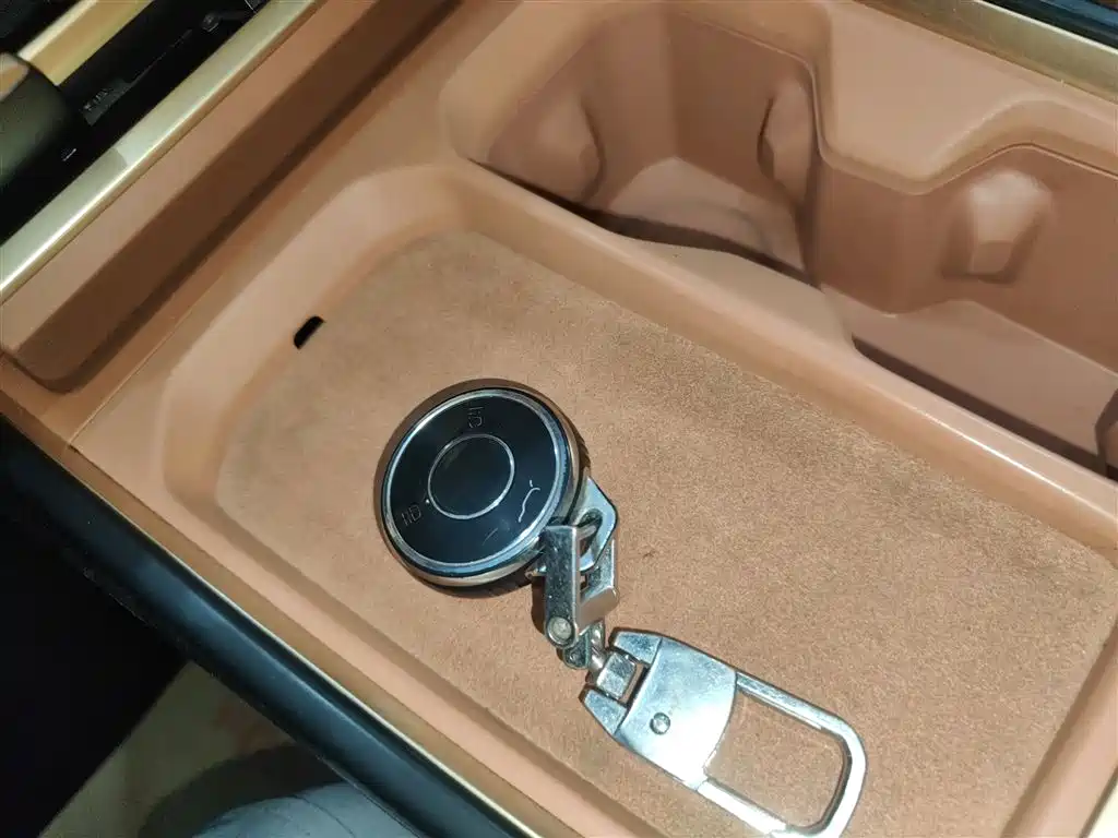 Nezha X 2023 model 500 Lite