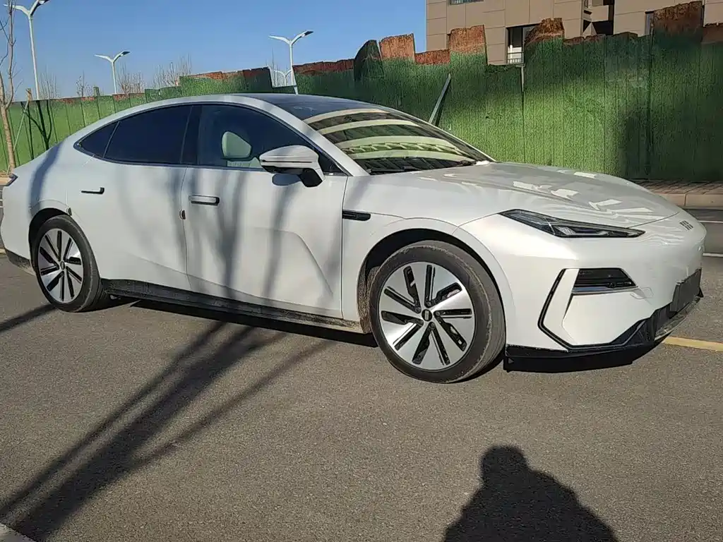 Galaxy E8 2025 610km Exclusive Edition