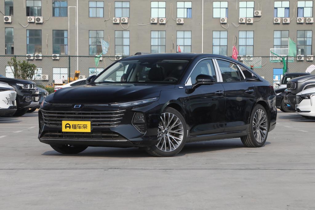 Facelifted fourth generation 2.0T collar royal type