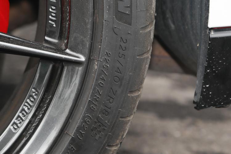 Фото машины 30