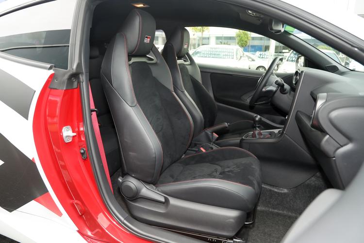 Фото машины 210