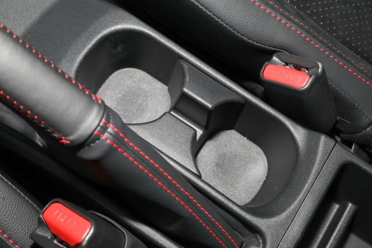 Фото машины 212