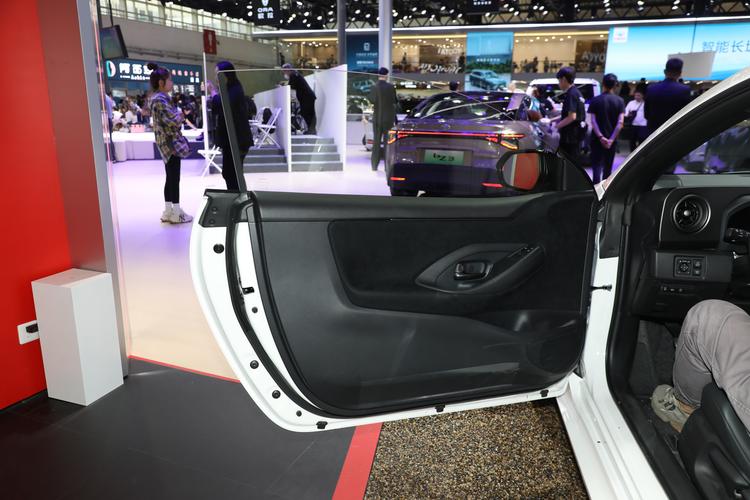 Фото машины 275