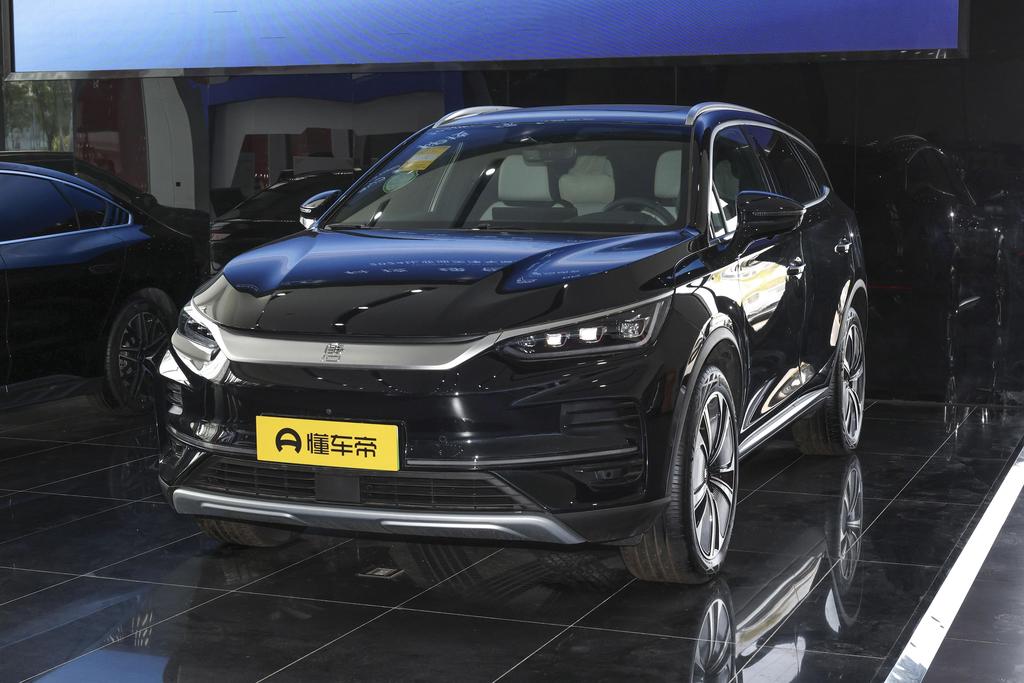 Honor Edition 635KM four-wheel drive flagship model