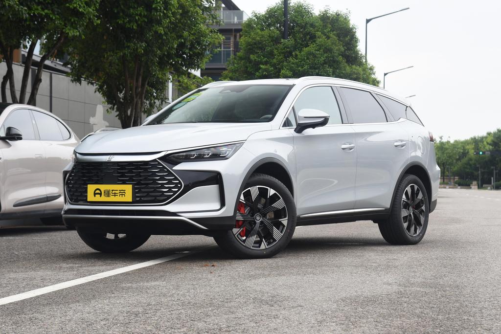 Honor edition DM-p 215KM four-wheel drive exclusive type