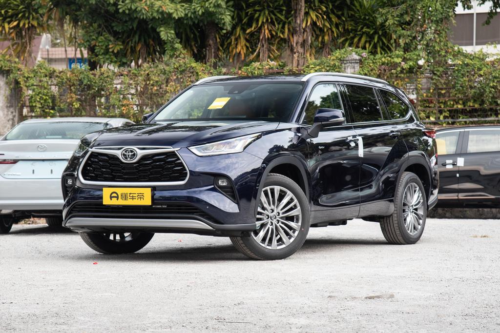 Dual-engine 2.5L four-wheel drive premium edition 7-seater