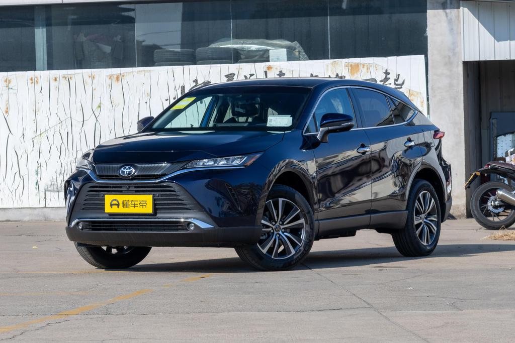 Smart hybrid dual engine 2.5L E-CVT two-wheel drive Deluxe Edition