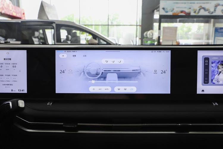 Фото машины 56