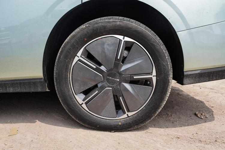 Фото машины 83