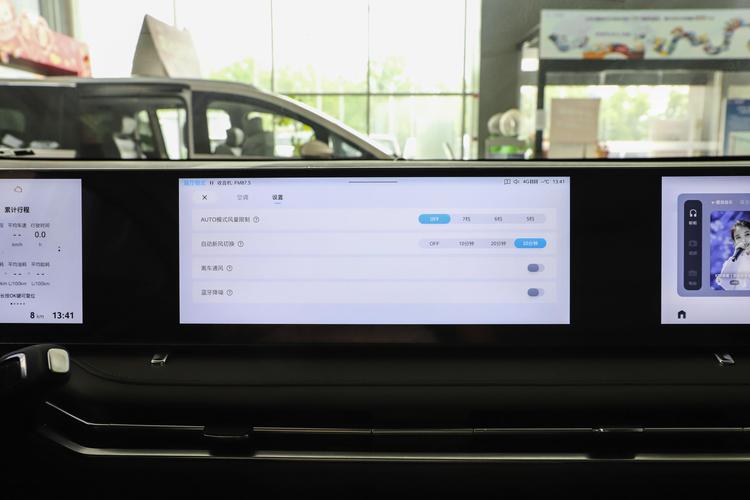 Фото машины 112