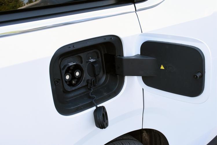 Фото машины 184