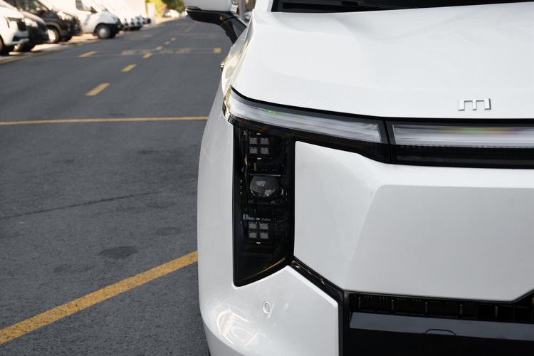 Фото машины 195