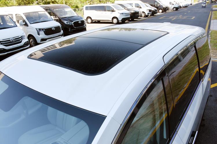 Фото машины 200