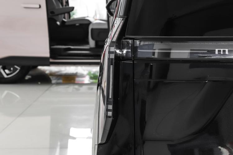 Фото машины 270