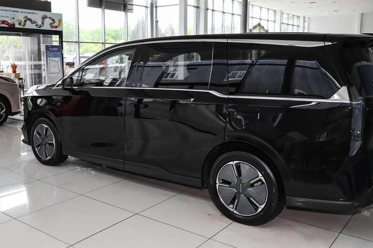 Фото машины 281