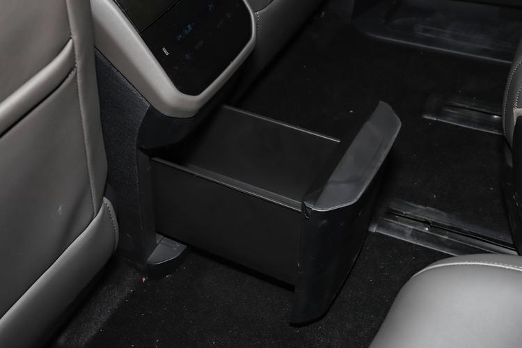 Фото машины 411