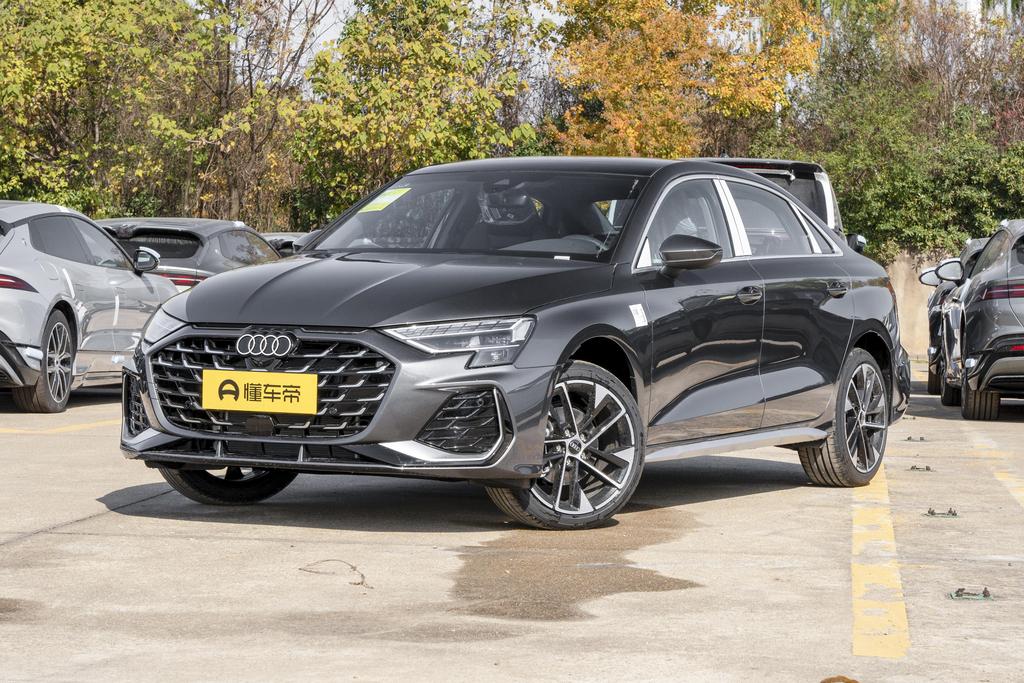 A3L Sedan 35 TFSI Flying Spur Exclusive Type