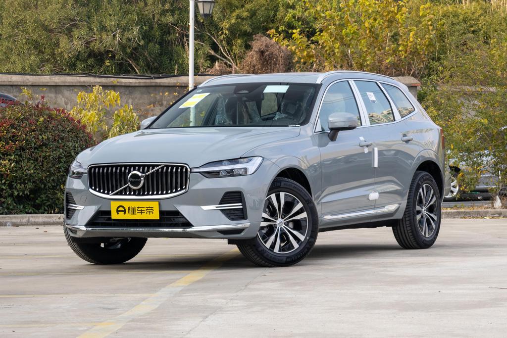 B5 four-wheel drive Zhiyi Deluxe Edition