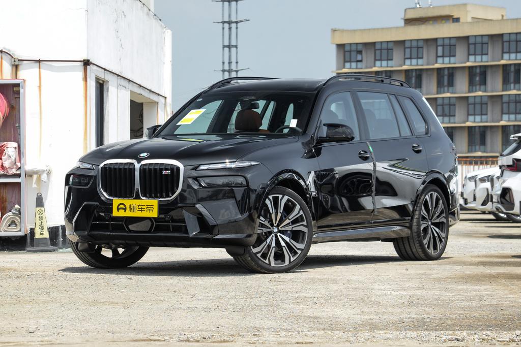xDrive M60i