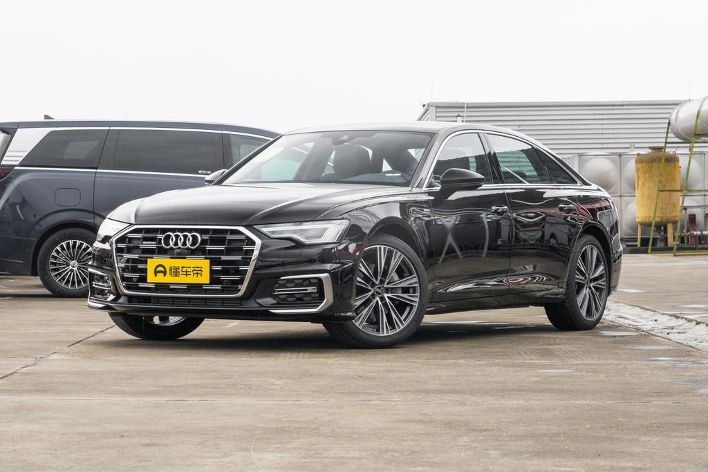 45 TFSI quattro premium dynamic type + Exclusive package