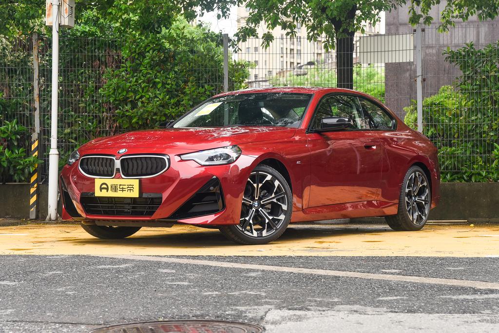 225i Coupe M Sports Yao Ye Set