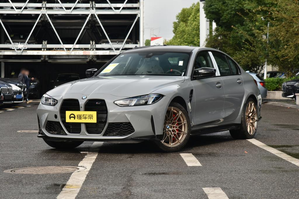 M3 four-door sedan M xDrive Thunder Edition