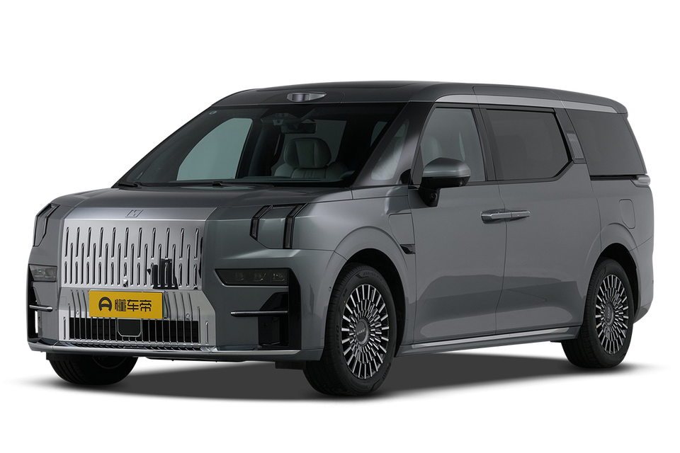 Seven-seater aisle version four-wheel drive 140kWh