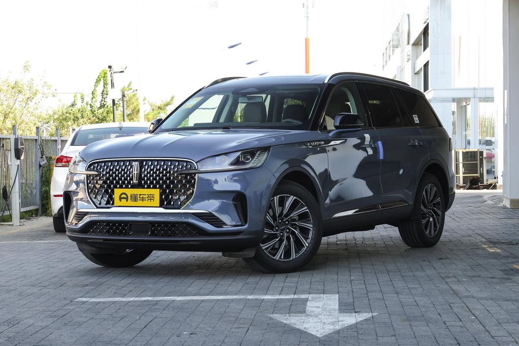 3.0T V6 four-wheel drive elegant version six-seater