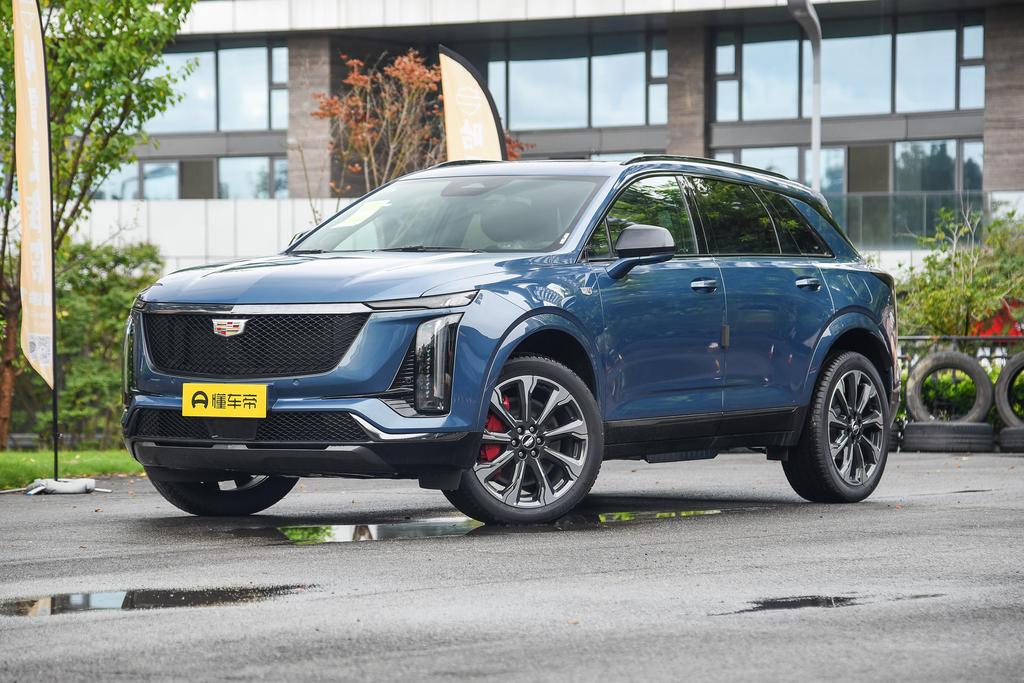 28T four-wheel drive platinum type