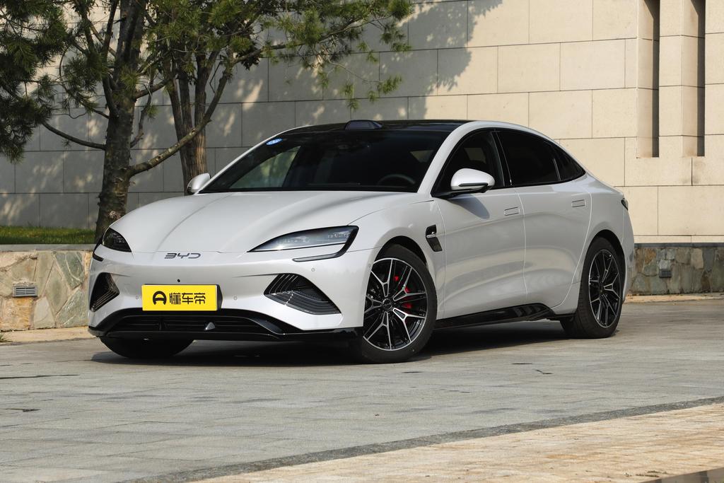 600 four-wheel drive smart driving version