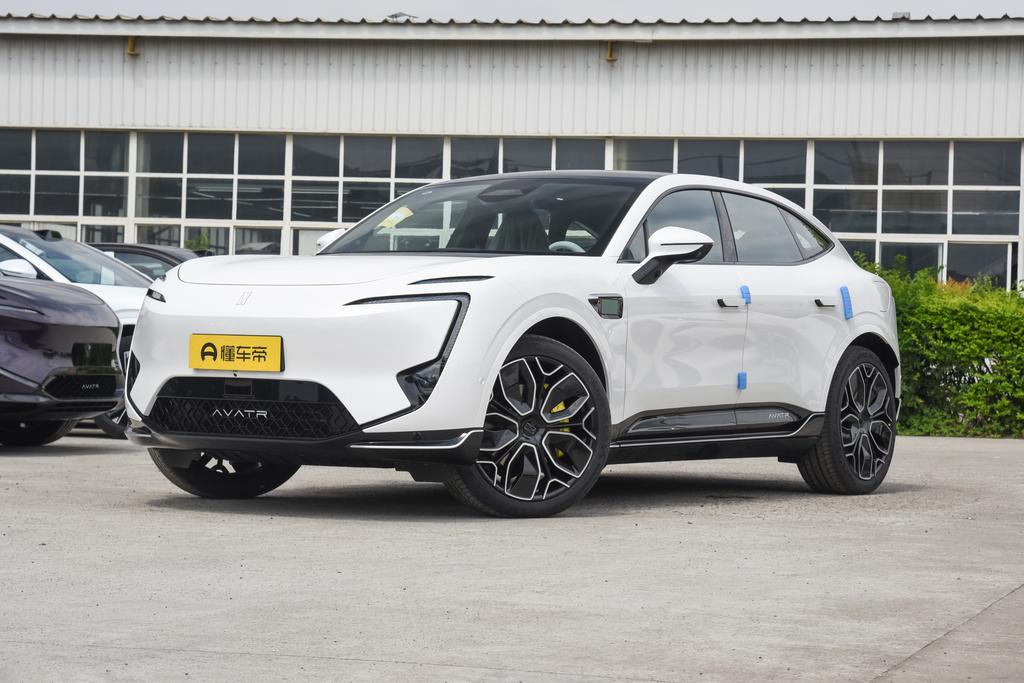 Ultra four-wheel drive pure electric version