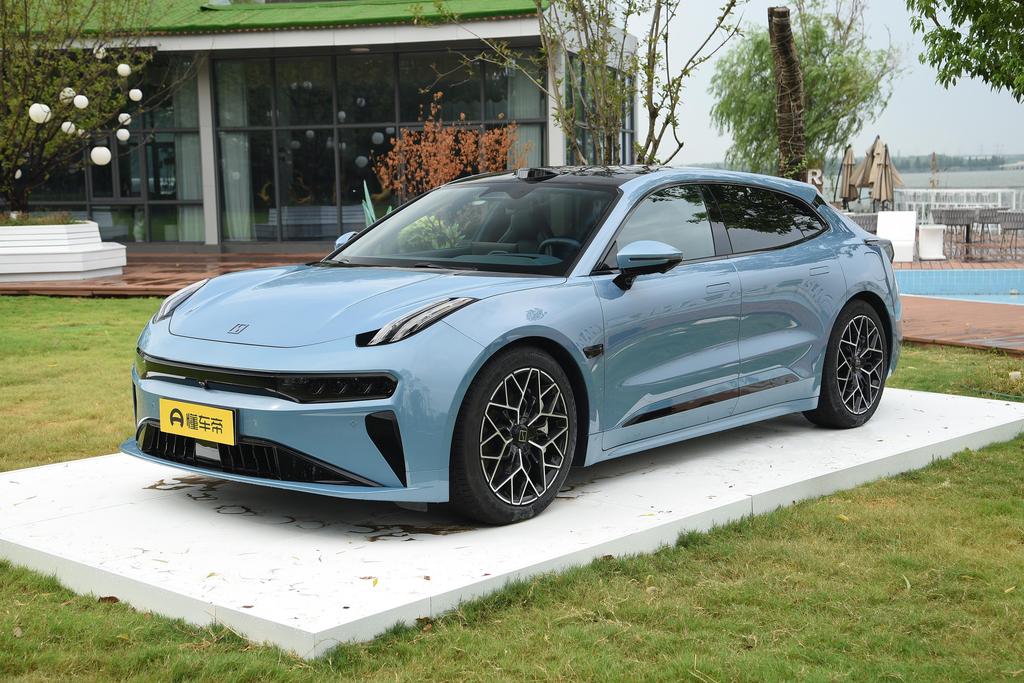 YOU version 100kWh four-wheel drive