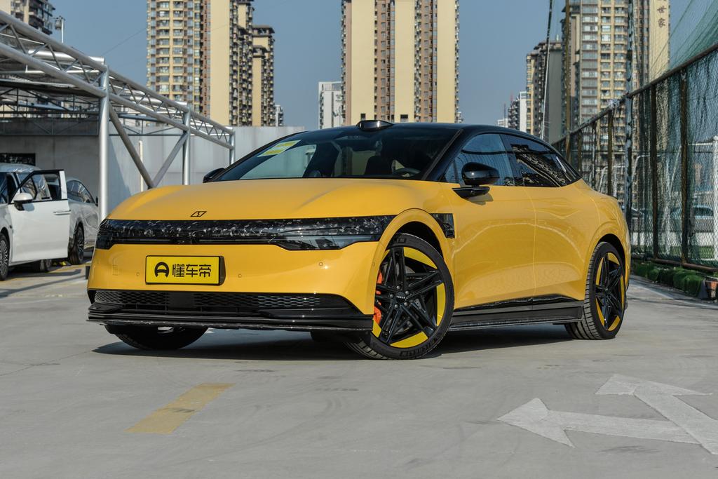 Four-wheel drive performance version 100kWh