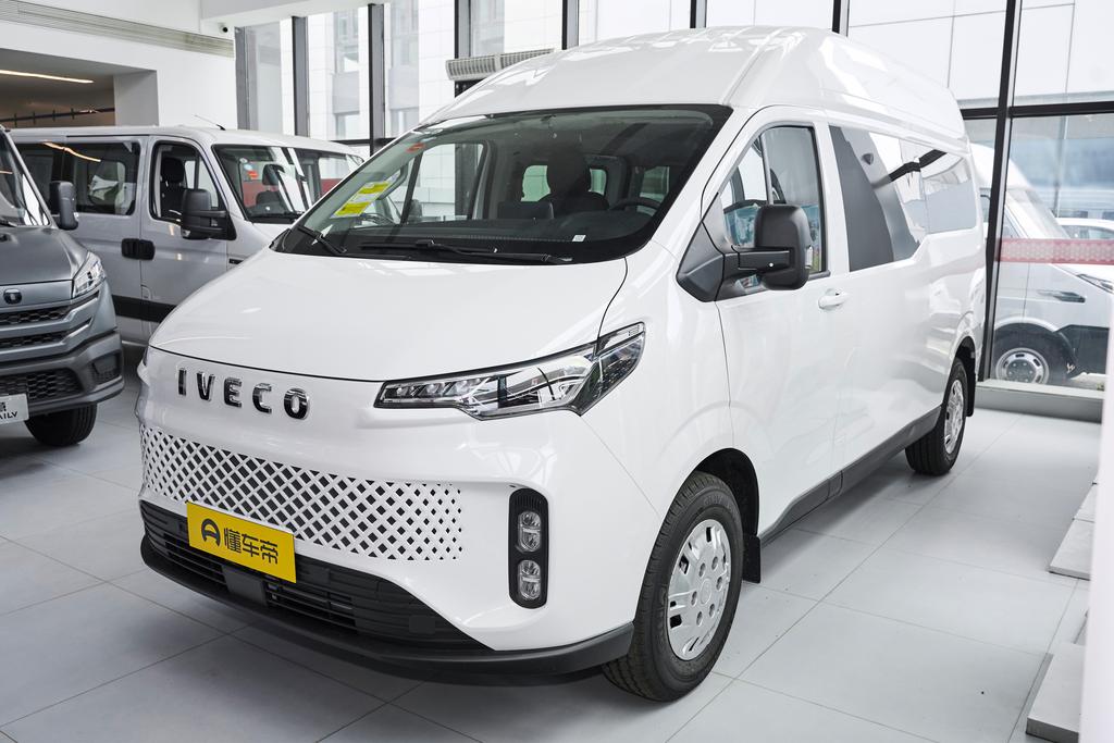 L2H2 long-axis medium-to-large multi-purpose passenger car with 5-9 seats 77kWh