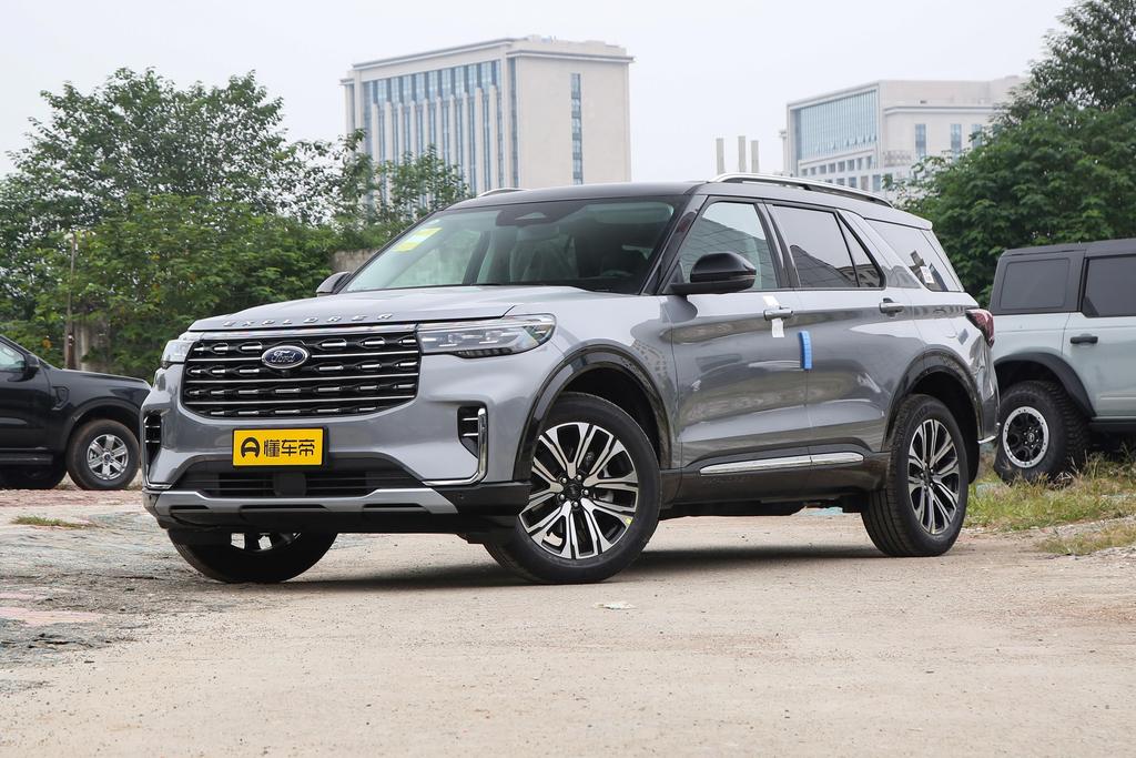 2.3T EcoBoost four-wheel drive titanium version 6 seats