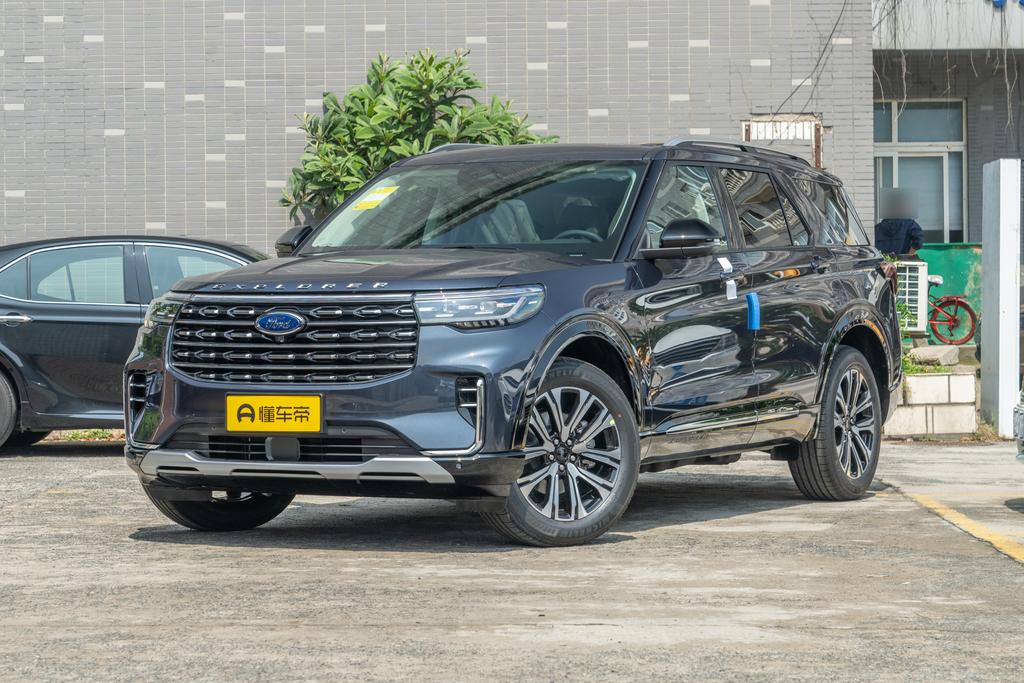 2.3T EcoBoost four-wheel drive titanium version 7 seats