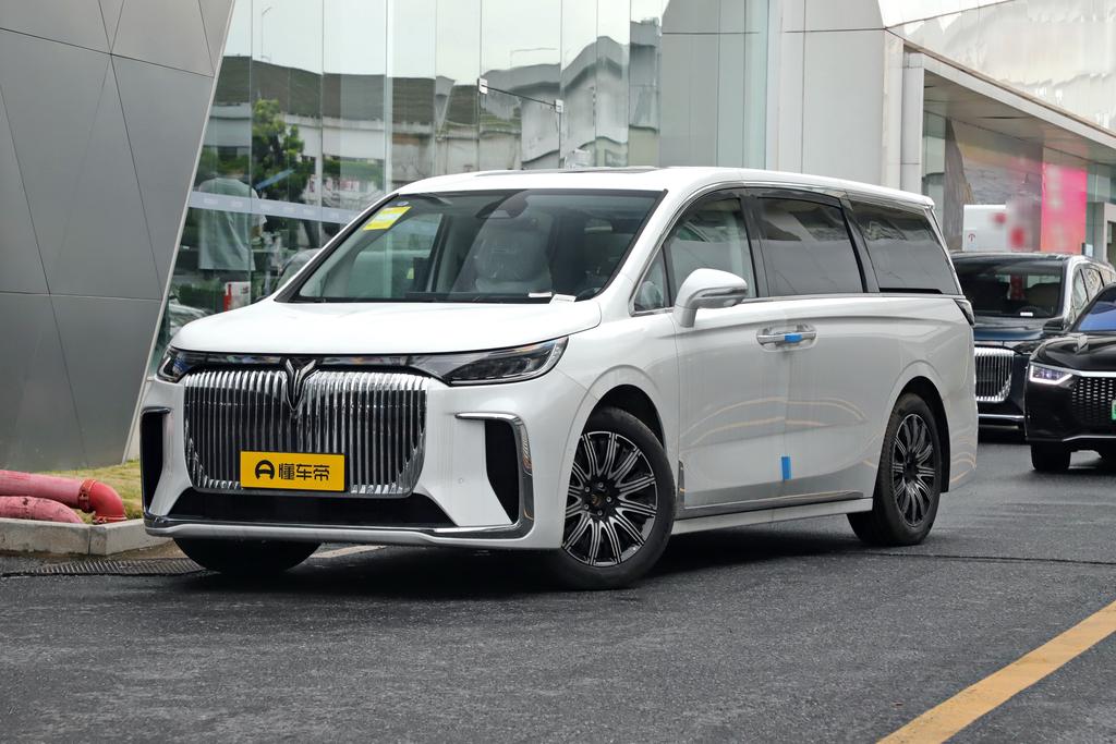 Four-wheel drive Premium Kunpeng Edition