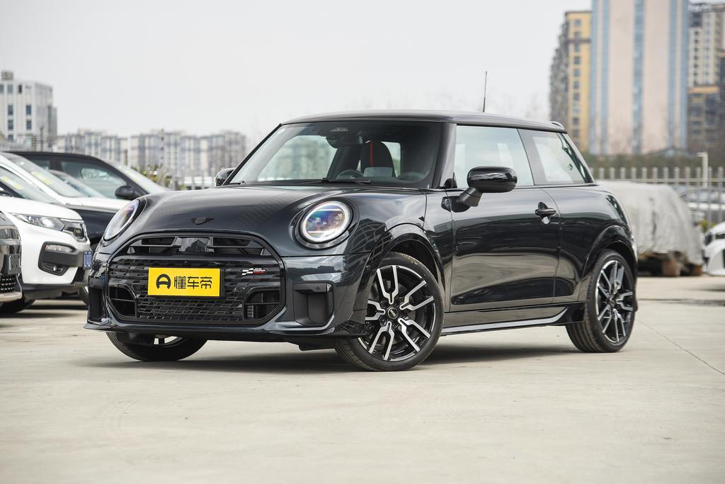 2.0T COOPER S three-door racer